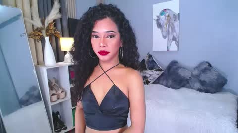 Snapshot of janemonet chatting on January 10, 12:06 am janemonet online show from January 10, 12:06 am