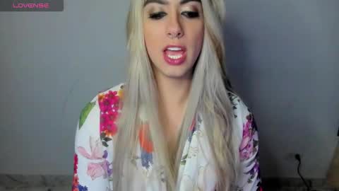  ashley   online show from March 6, 10:09 am