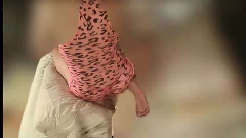 Jennie bttmcd online show from September 20, 6:19 am