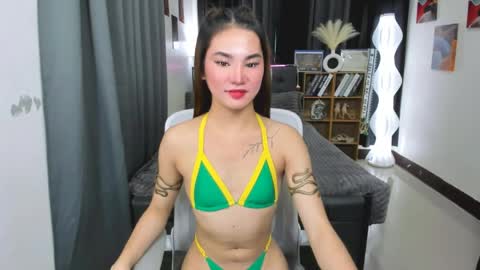 Your naughty Jessie online show from April 11, 8:18 am