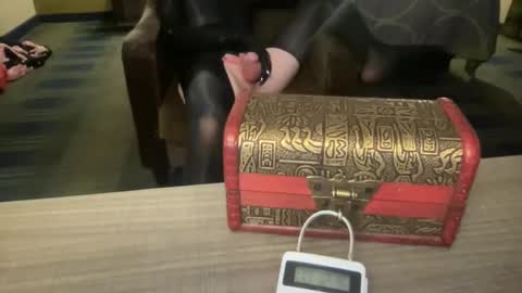 JillianFcktoy online show from February 21, 4:37 am