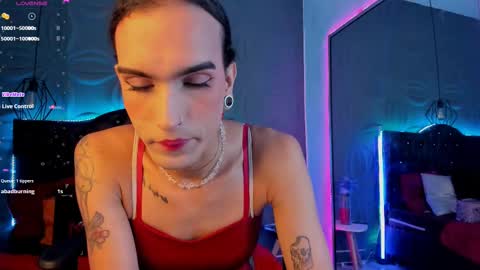 Joa Isaza     online show from February 28, 3:04 am