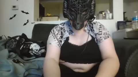 johnnyadepth online show from March 25, 10:09 am