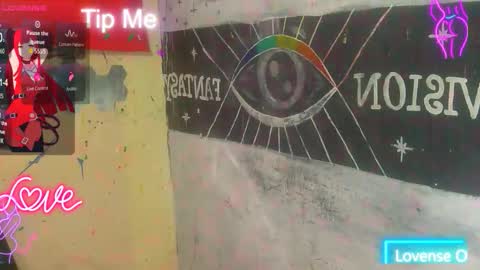 Julieth Wolf online show from October 23, 6:50 am