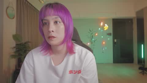 Kathy online show from December 3, 7:18 pm