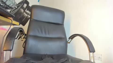 KEISY MARIANA  online show from March 18, 3:55 pm