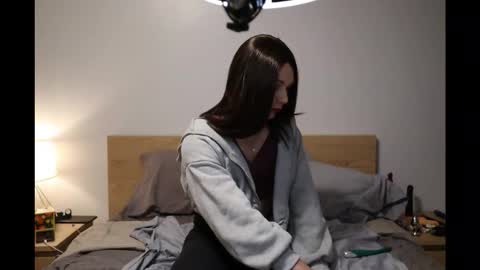 Kelly online show from December 14, 11:33 pm