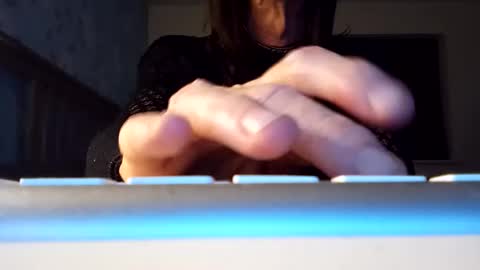 Snapshot of kellytv8inch chatting on February 1, 2:26 am Kelly TV online show from February 1, 2:26 am