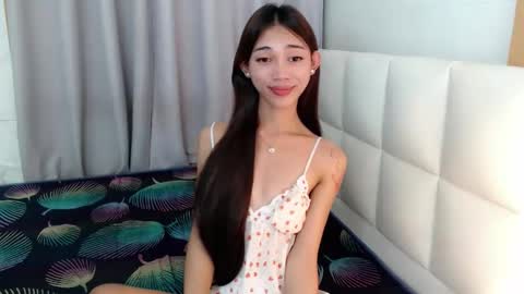 khloe online show from March 6, 11:59 am