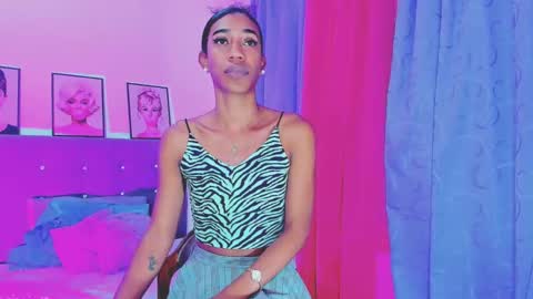 Snapshot of kimberly_thompsom chatting on January 11, 11:23 am Your Queen KIM online show from January 11, 11:23 am