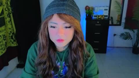 Snapshot of kimberlygati2 chatting on October 19, 11:52 pm Kimberly Polizzi online show from October 19, 11:52 pm