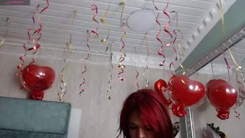 Kim Cossey online show from February 19, 2:01 am