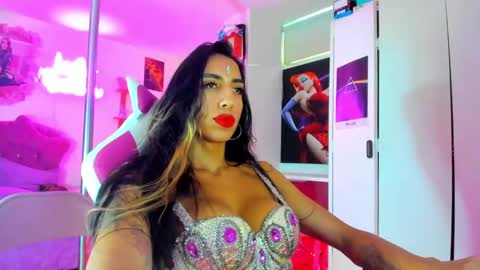 Jasmine. online show from October 31, 9:56 pm