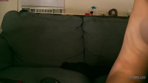 Klintelle Moore online show from October 16, 6:47 am