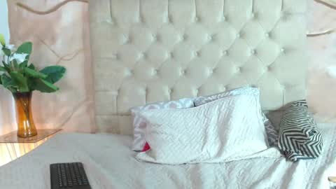 Giselle online show from March 18, 9:25 pm