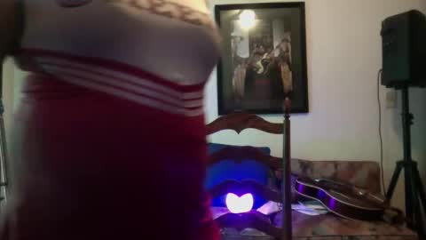 krystalkush420 online show from April 18, 1:13 pm