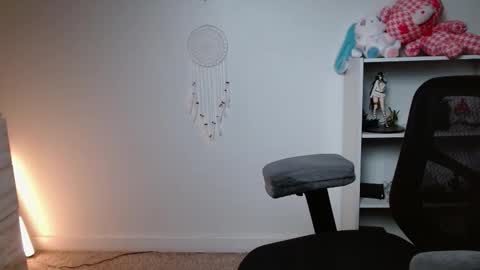 Krystal Syx online show from March 15, 7:28 pm