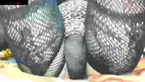 Snapshot of krystarxxx chatting on September 11, 7:55 pm kryxtal online show from September 11, 7:55 pm