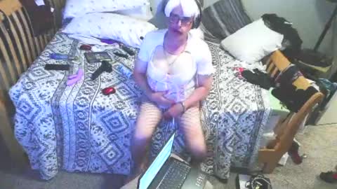 kullinky69 online show from August 2, 8:14 am