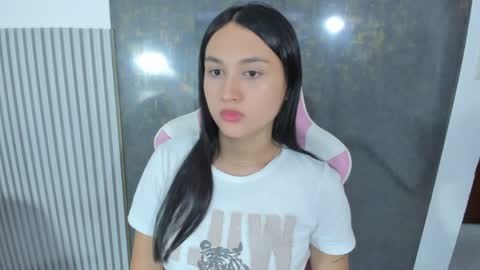 Lana online show from April 10, 9:09 pm