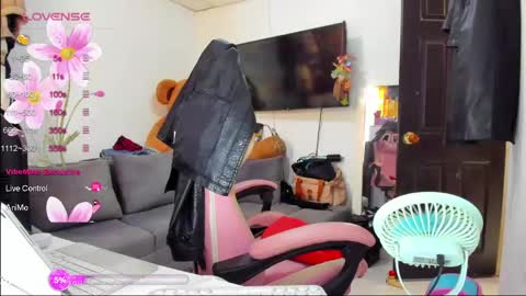 SF online show from April 18, 5:15 pm