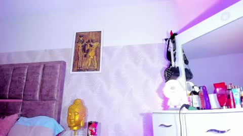 leidy_lara online show from April 24, 4:59 am