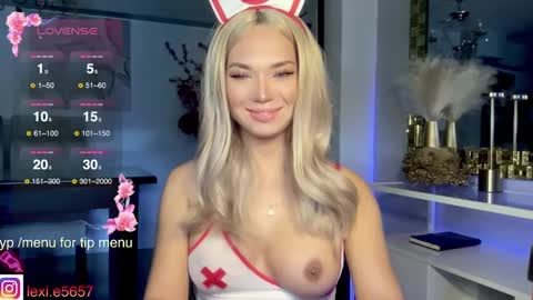 lexiesmith_ online show from January 22, 12:59 am