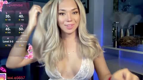 lexiesmith_ online show from February 27, 1:05 am