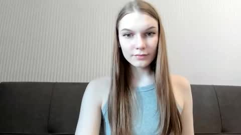 Julia  online show from June 7, 1:08 pm
