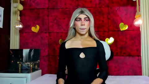 liiacollins online show from January 12, 7:32 pm