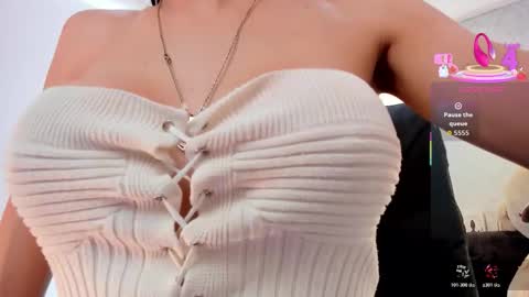 lily_cash1 online show from February 7, 3:51 pm