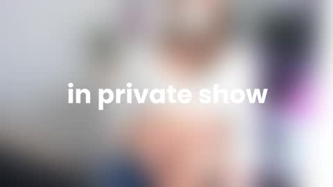 Lily Reina online show from April 8, 6:31 pm