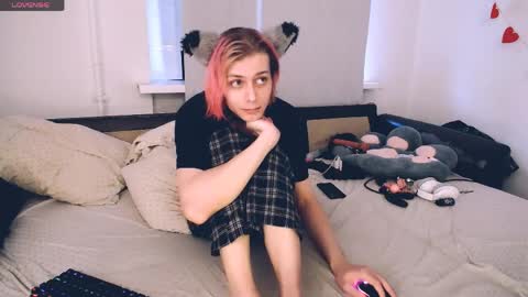 Felix online show from April 6, 1:59 am