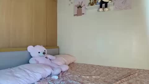 Maya online show from April 8, 4:25 am