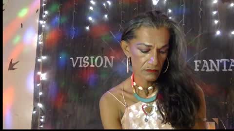 LA LOBA online show from December 31, 11:39 pm