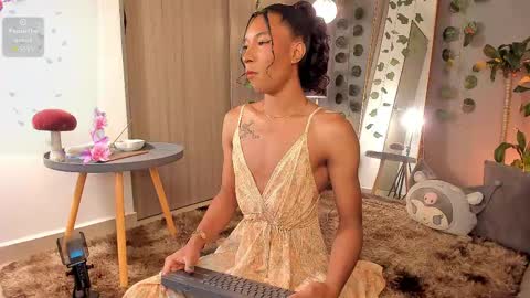 Louis Valdz online show from April 28, 1:59 am