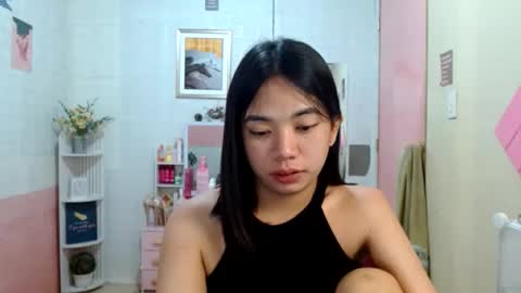 lovelypetitebigcock online show from February 18, 4:15 pm