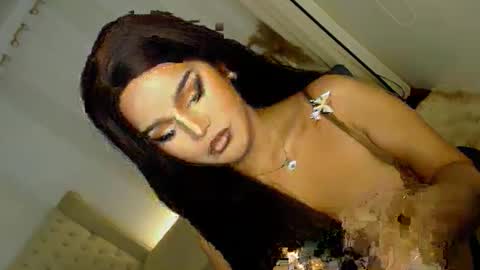 Snapshot of lucy_heartfiliaxxx chatting on March 8, 8:33 am MONA online show from March 8, 8:33 am