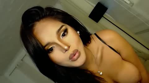 Snapshot of lucy_heartfiliaxxx chatting on September 14, 11:31 pm MONA online show from September 14, 11:31 pm