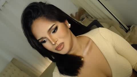 Snapshot of lucy_heartfiliaxxx chatting on October 19, 11:41 pm MONA online show from October 19, 11:41 pm