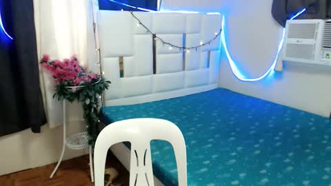 lucyseductive online show from December 2, 12:13 am