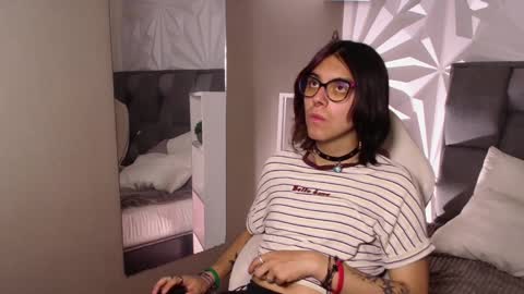 Cookie  online show from February 24, 8:51 am