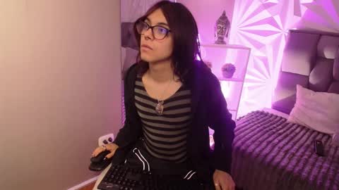 Cookie  online show from March 24, 6:29 am