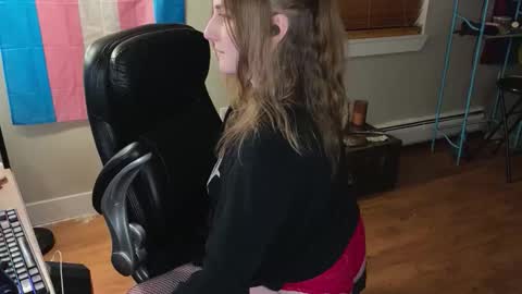 Lulu online show from February 13, 5:58 am