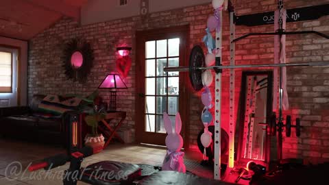 SHOWS ALL MONDAY WEDNESDAYFRIDAYSATURDAY  IN THE MORNING online show from April 7, 5:14 pm