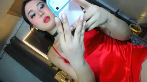 lustforivelle online show from April 29, 7:02 am