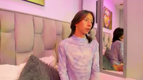 luy_star_ online show from November 12, 4:03 am