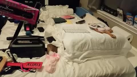 mac1119 online show from November 21, 8:26 am