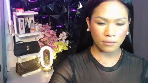 MADISONWILL online show from April 15, 12:43 pm