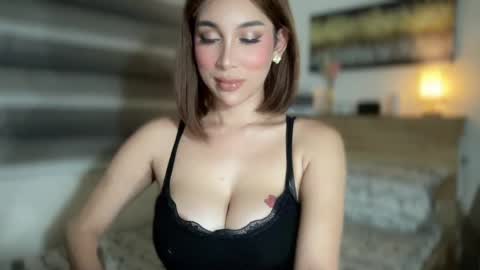 Sopia Nicart online show from February 8, 5:08 pm